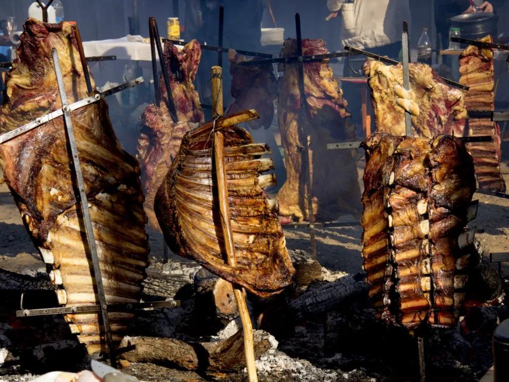 Asado a la estaca: Guía definitiva para un festín inolvidable - Cuánto tarda en hacerse un asado a la estaca estaca para asado - Cuánto tarda en hacerse un asado a la estaca