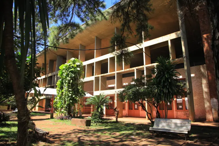 materiales de construccion de la escuela superior sarmiento - Qué escuela fundó Sarmiento en Chile